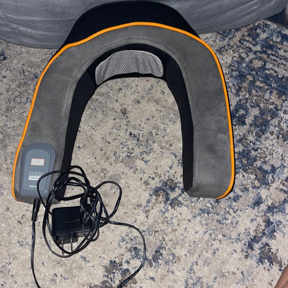 Neck massager